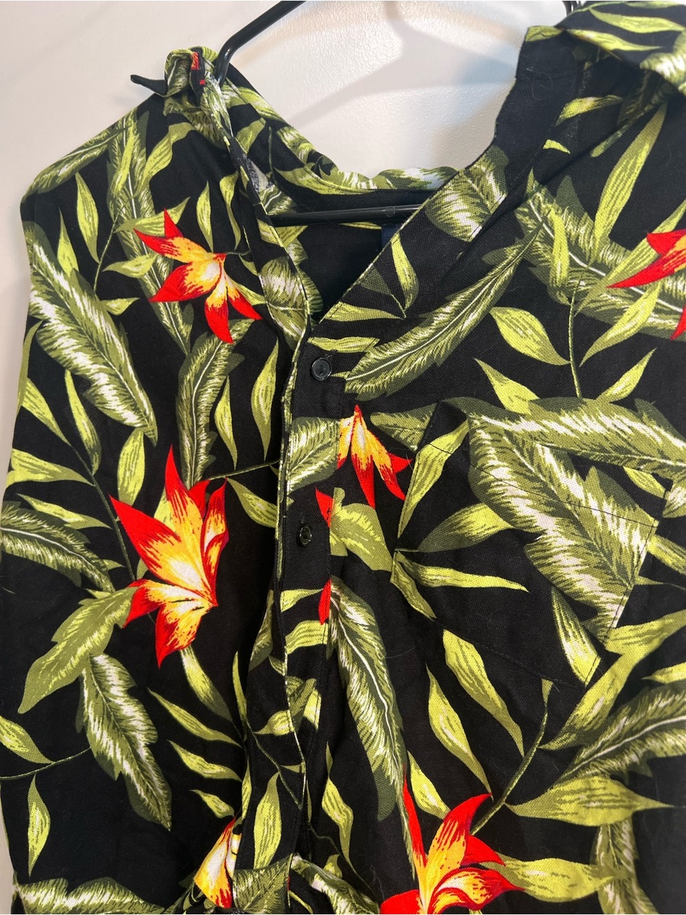 Rachel Zoe Sleeveless Tropical pattern Top black and green with shoulder pads - Picture 8 of 11